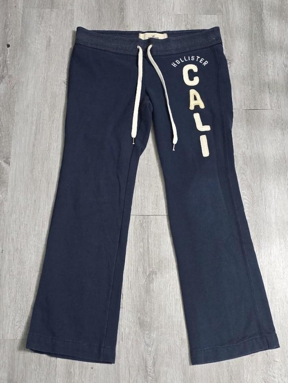 Vintage Y2K Hollister Cali Women's Spellout Low Rise Straight Sweatpants Navy